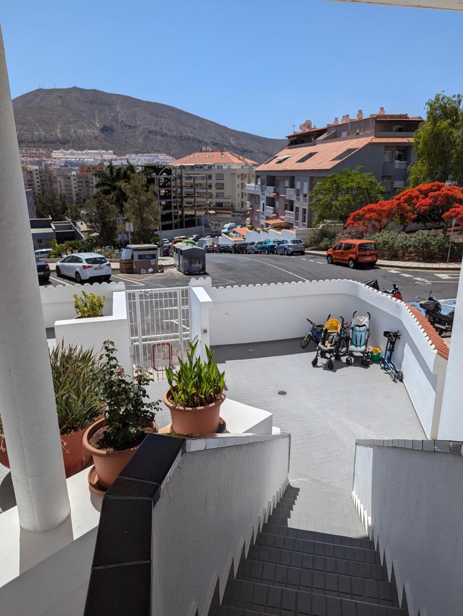 Cozy Apartment In Los Cristianos Guincho  Εξωτερικό φωτογραφία