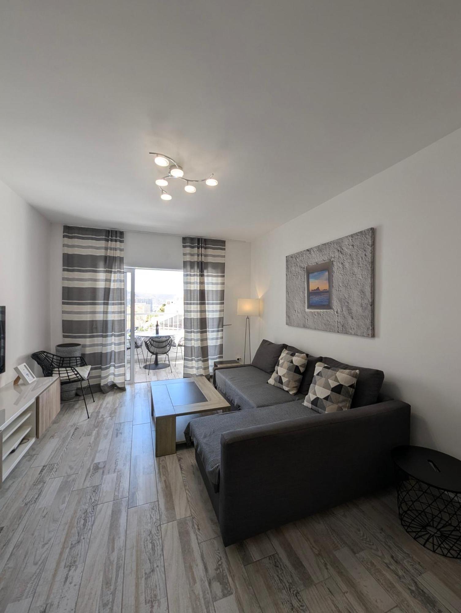 Cozy Apartment In Los Cristianos Guincho  Εξωτερικό φωτογραφία