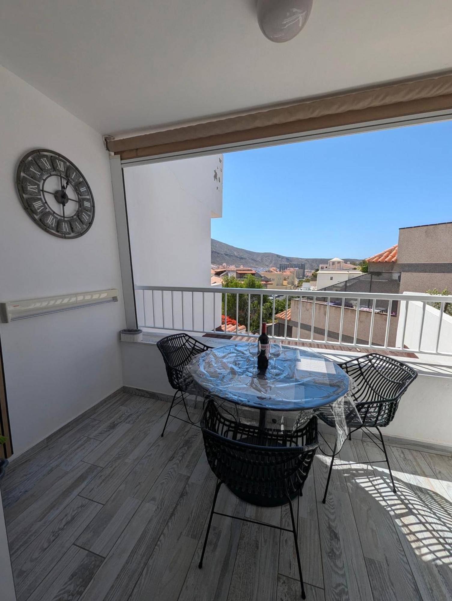 Cozy Apartment In Los Cristianos Guincho  Εξωτερικό φωτογραφία